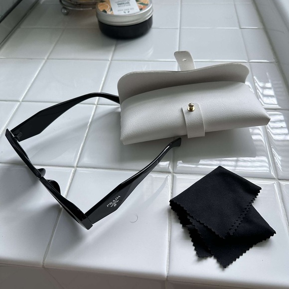 Taking offers but I really want between 120-150 - Picture 2 of 5